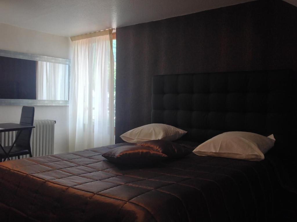 Alp'Hotel Voreppe Zewnętrze zdjęcie