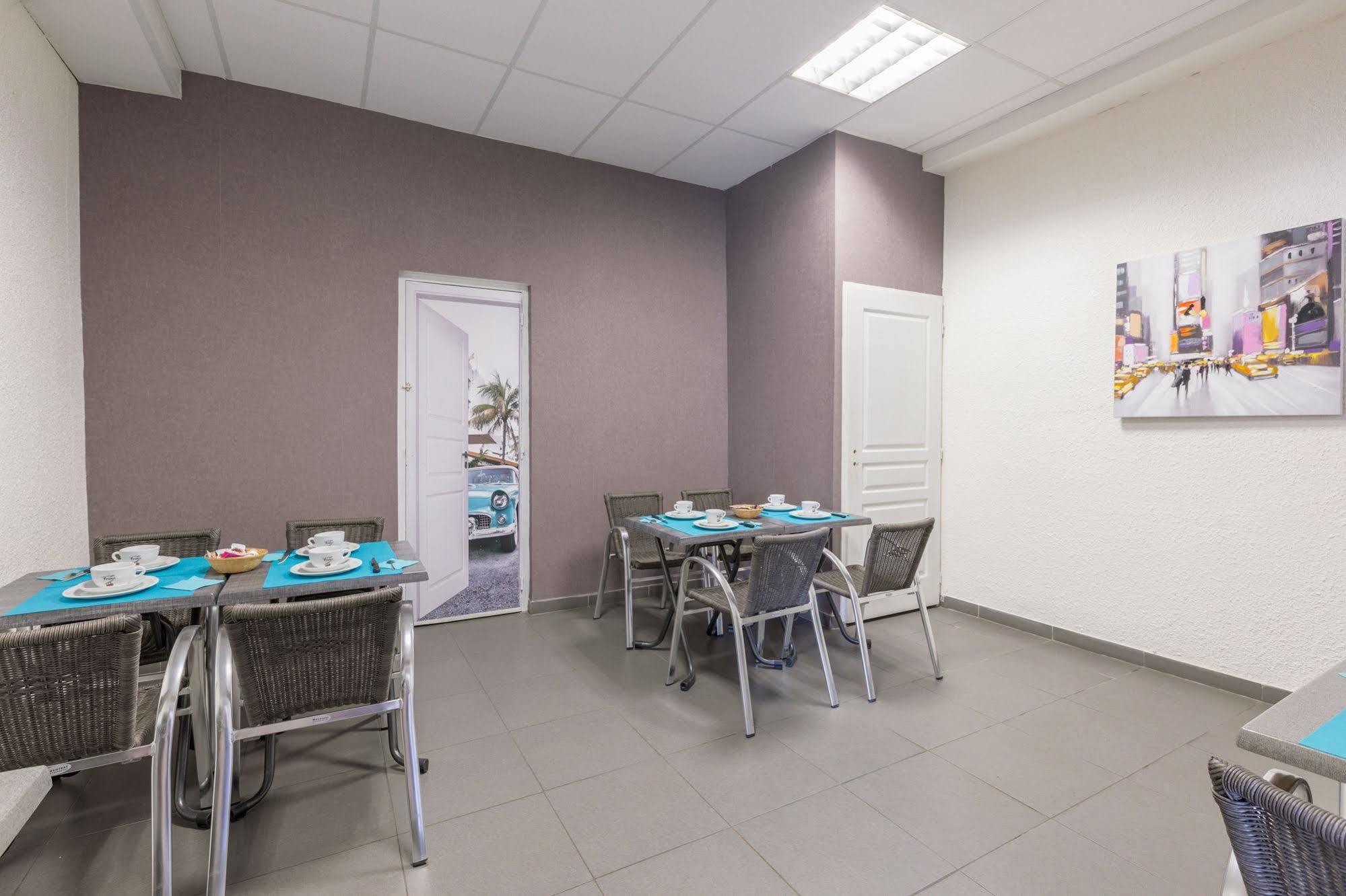 Alp'Hotel Voreppe Zewnętrze zdjęcie