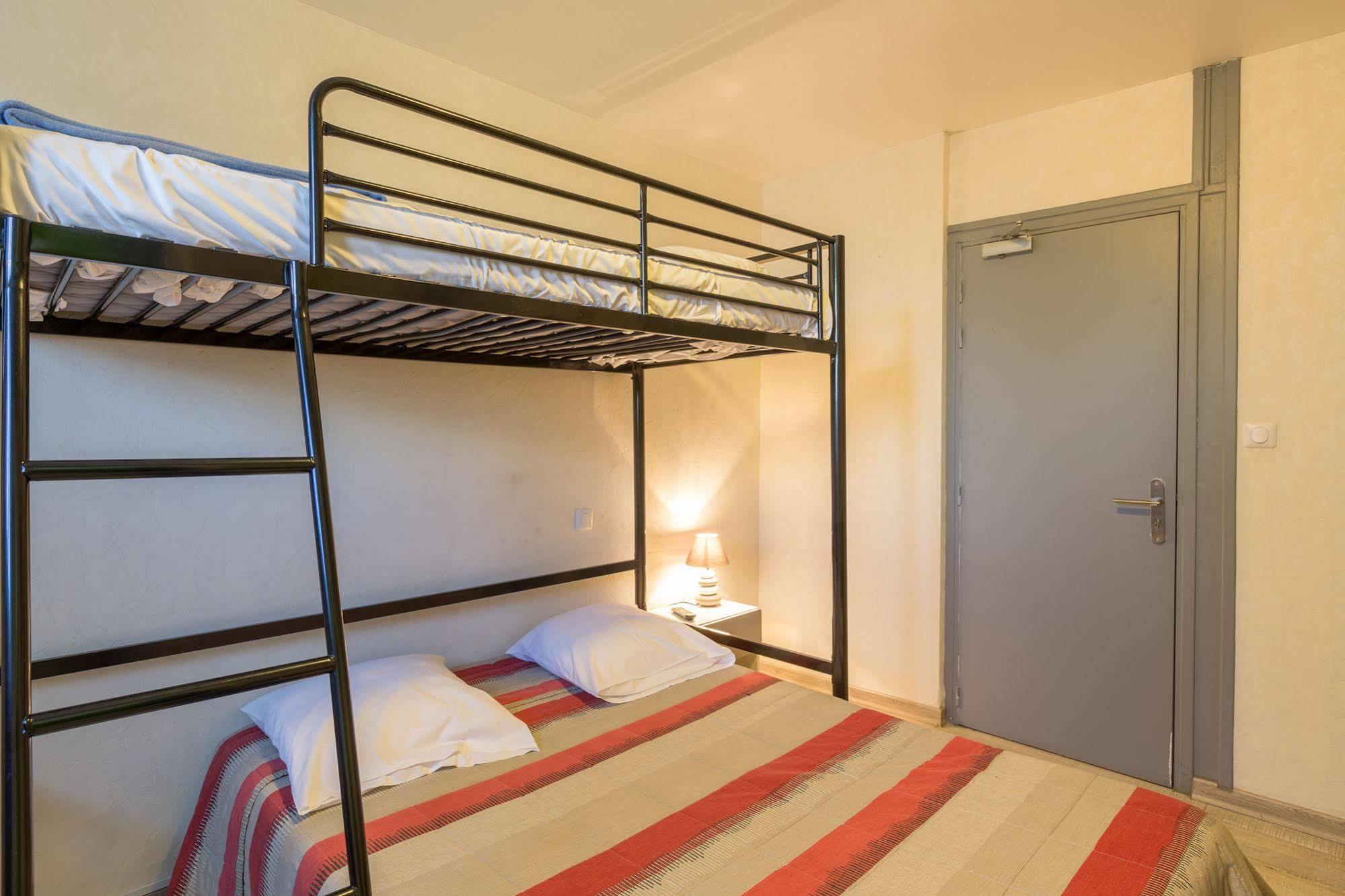 Alp'Hotel Voreppe Zewnętrze zdjęcie